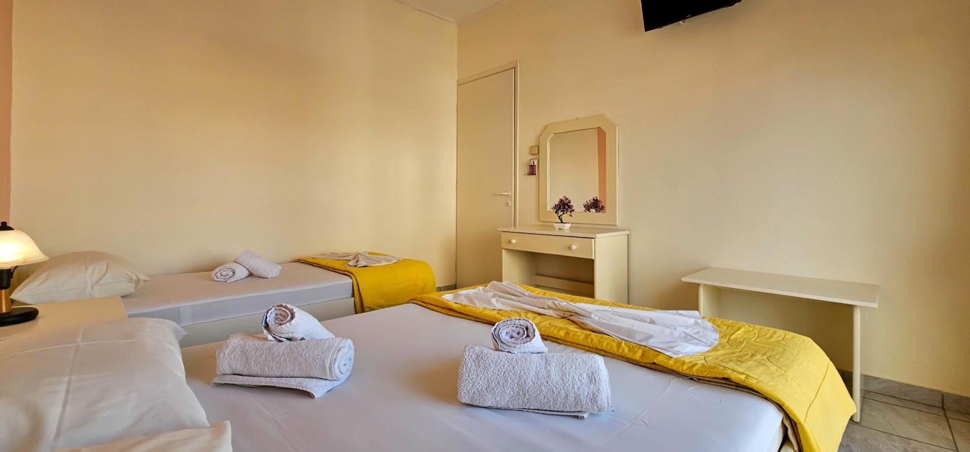 Hotel Chariclia Paralía Esterno foto